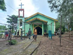 SATGAS PAMTAS RI-RDTL SEKTOR BARAT YONARHANUD 15/DBY POS OELBINOSE GELAR KARYA BHAKTI DI KAPELA SANTU YOSEPH