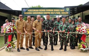 Dandim 0621/Kab. Bogor Letkol Inf. Anton Prasetyo S.E, M.I.P Telah Meresmikan Perehaban Rumah Dinas Prajurit Anggota Kodim 0621/Kab.Bogor