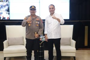 Kunker Kapolres Pelabuhan Tanjung Perak ( KP3 ) di Balai Kota Surabaya, Berkolaborasi Bersama Pemkot Untuk Membahas dan Menyepakati tentang Rencana KAMTIBMAS di Wilayah Surabaya dan Sekitarnya