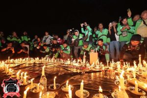 Ojol Jatim Gelar Aksi Damai di Mapolda Jatim ,Menyalakan Ribuan Lilin Solidaritas Diterima Kapolda Jatim dan Pangdam V Brawijaya Surabaya