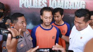 Satreskrim Polres Jombang berhasil Ungkap 2 Kasus Curat dan Sekaligus Mengamankan Beberapa Tersangka serta Barang Bukti ( BB )